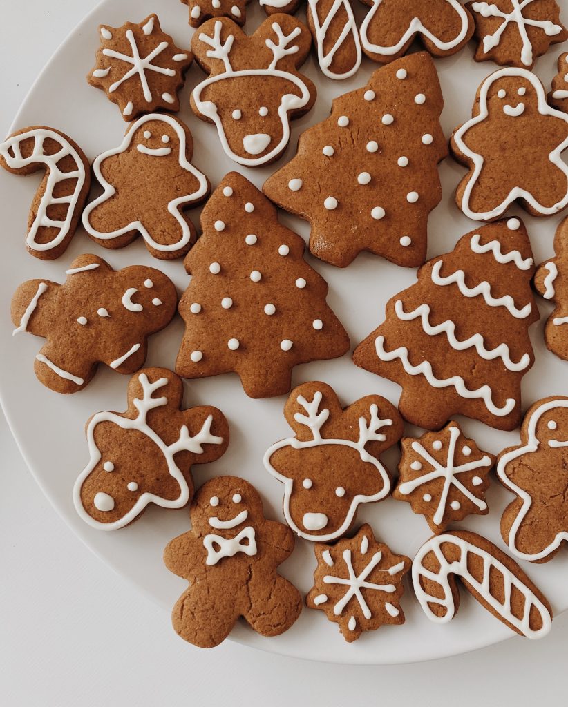 decorated ginger biscuits